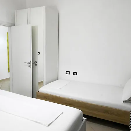 Andris Ylli & Hojza Apartament Saranda