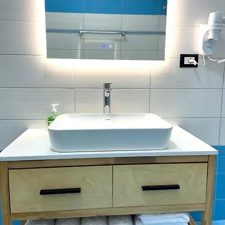 Andris Ylli & Hojza Appartement Saranda