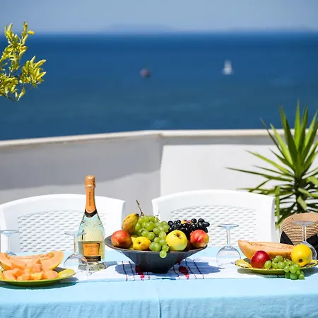 Andris Ylli & Hojza * Sarandë