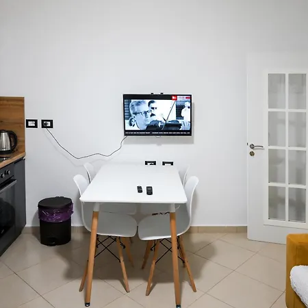 Apartman Andris Ylli & Hojza *