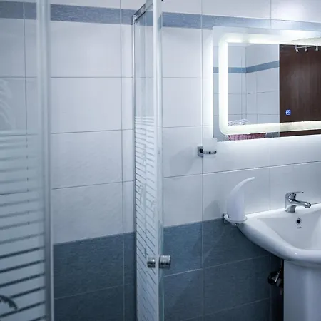Andris Ylli & Hojza Appartement Saranda