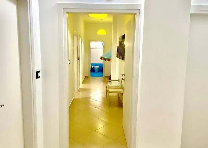 Andris Ylli & Hojza Apartamento *