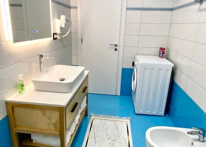 Andris Ylli & Hojza Apartment Sarande