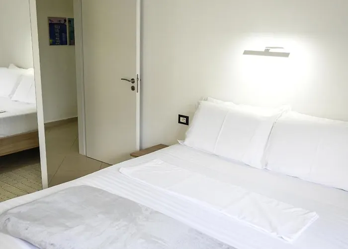 Apartamento Andris Ylli & Hojza *