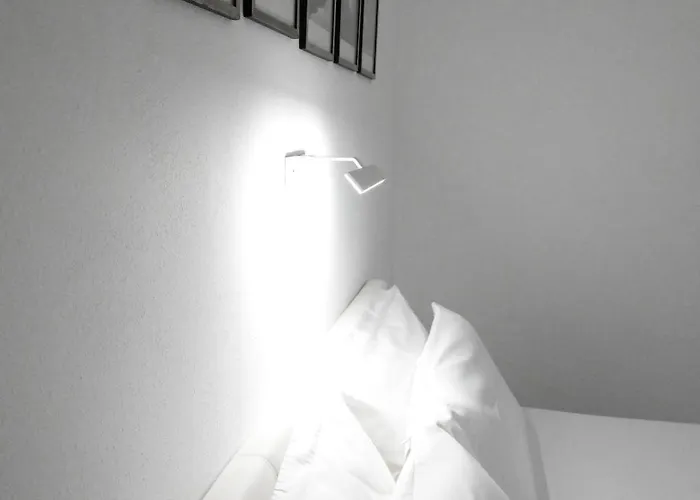 Andris Ylli & Hojza Apartamento *