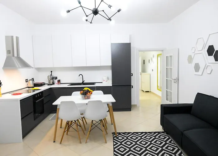 Apartment Andris Ylli & Hojza *