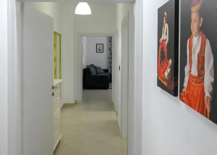 Apartamento Andris Ylli & Hojza